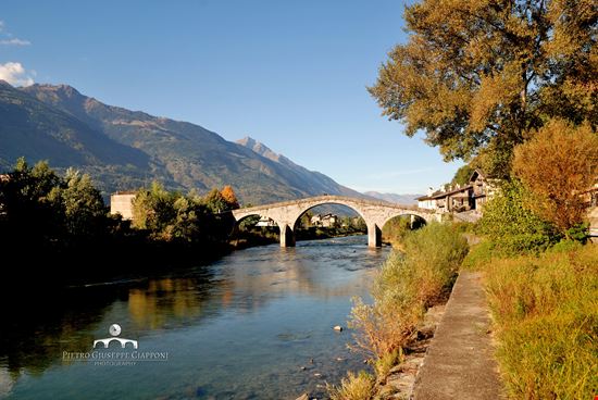 Morbegno il ponte di Ganda  Il ponte di ganda sul fiume Adda a Morbegno  